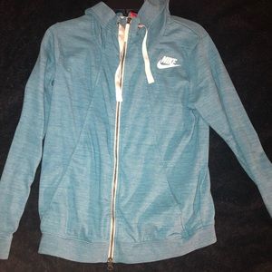 Nike zip up jacket, size Medium. Great condition!